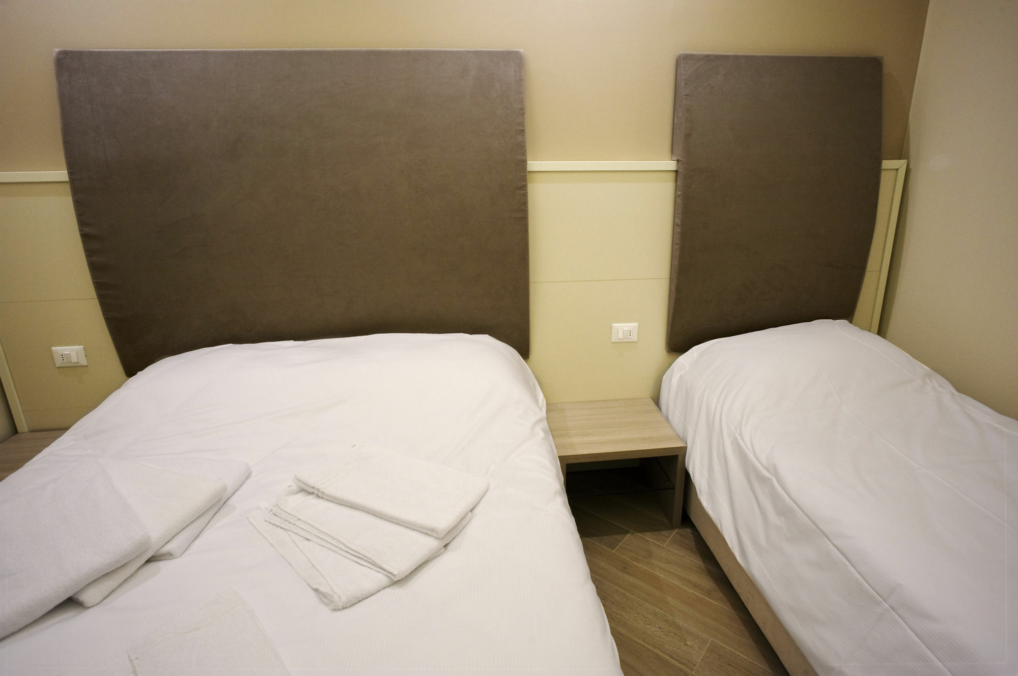 博洛尼亚 马尔比亚旅馆酒店 外观 照片